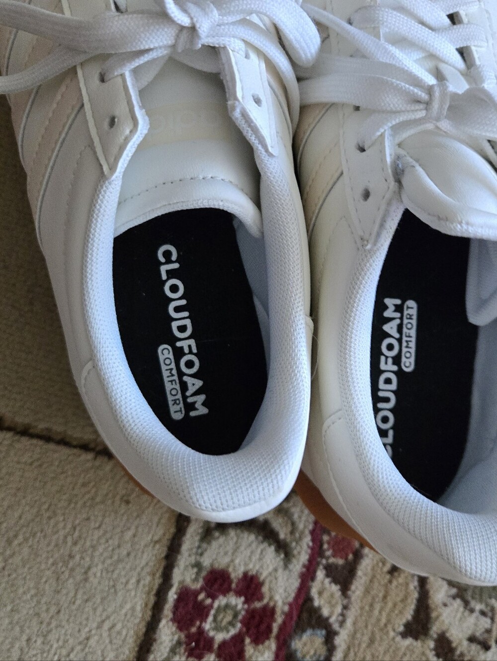 adidas White Low-Top Sneakers with Gum Sole - Picture 3 of 7